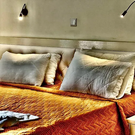 Hotel Closwd