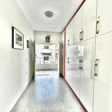 Hotel Closwd Sarandë