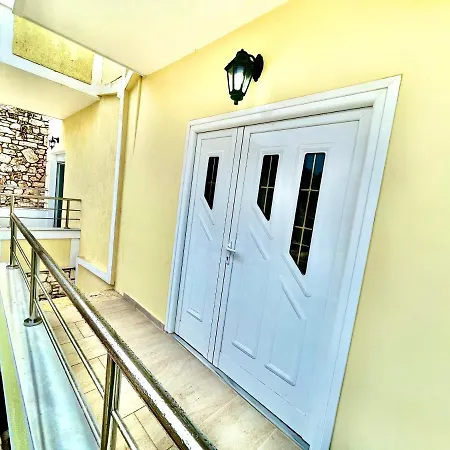 Hotel Closwd